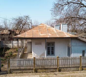 Casa-Memoriala-Alexandru-Sahia-judetul-Calarasi_Ionut-Teoderascu_Muzee-de-la-sat_Romania_001