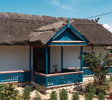 01 Muzee de la sat Muzeul Gospodaria Taraneasca Enisala Tulcea MuzeeDeLaSat