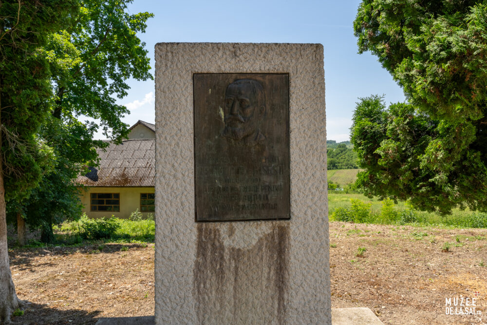 Casa Memoriala George Pop de Basesti_Maramures_Muzee de la sat Casa Memorială George Pop de Băsești din Maramureș. Muzee de la sat
