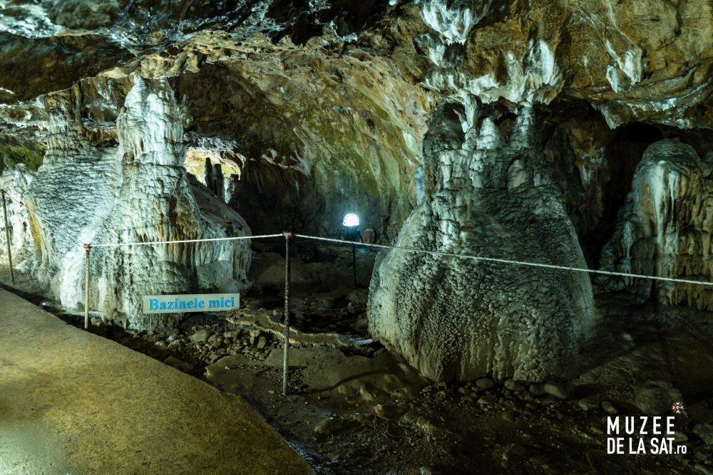 Peștera Muierilor-4