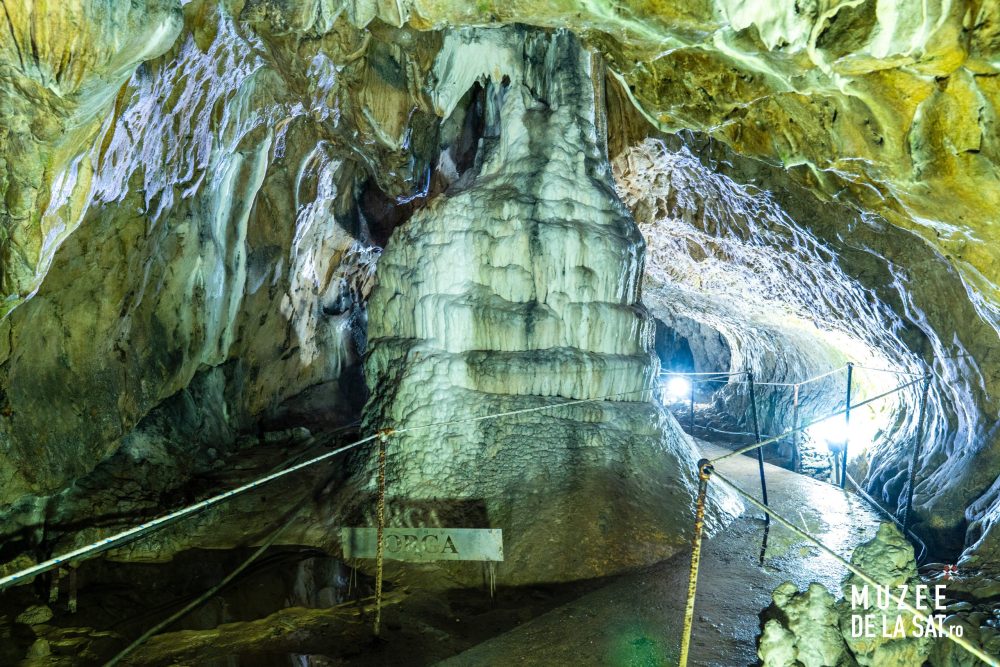 Peștera Muierilor-5