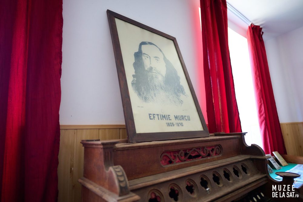 02-Muzee-de-la-sat-Muzeul-Satului-Eftimie-Murgu 02-Muzee-de-la-sat-Muzeul-Satului-Eftimie-Murgu